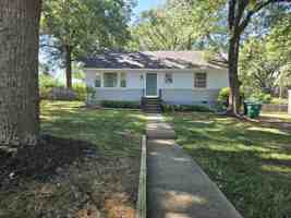 featured image of 2305 Golden Rd