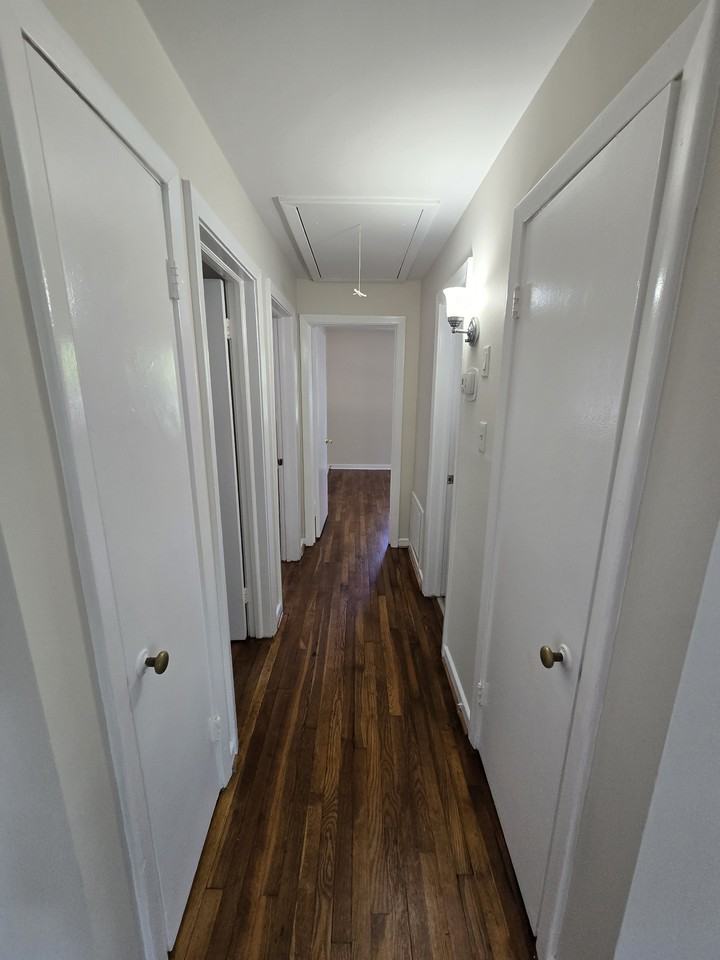 2305 Golden Rd - Photo 5 of 10