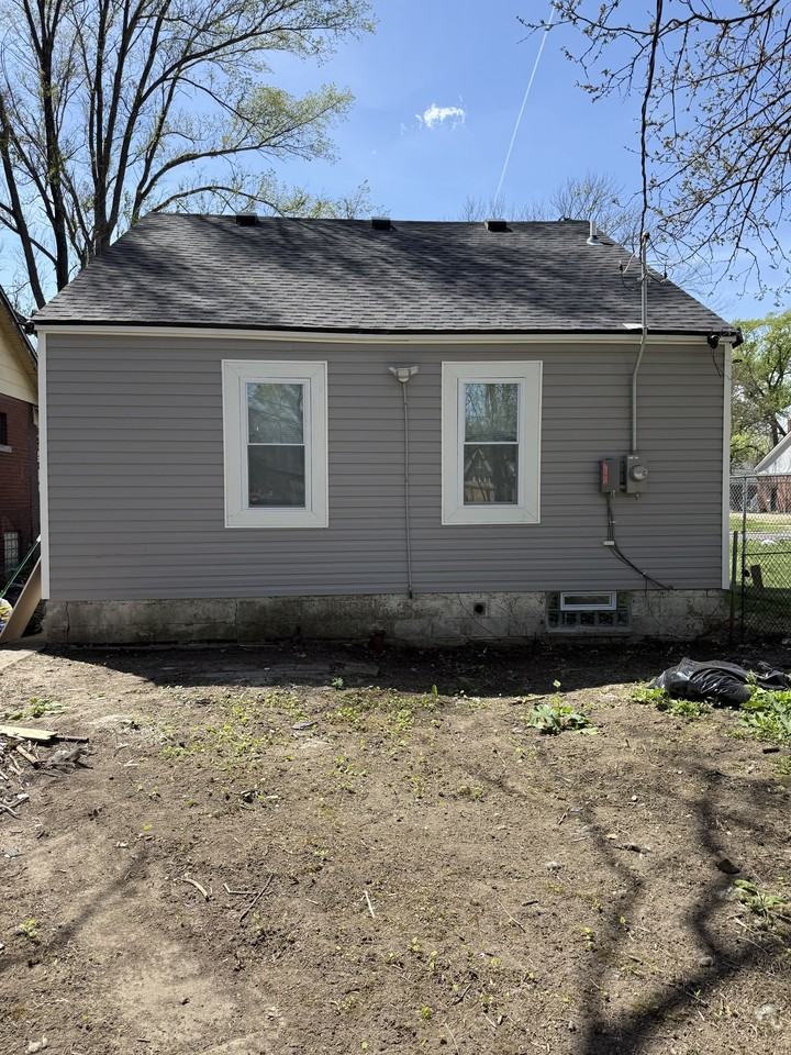 18624 Fairport St #NA - Photo 2 of 15