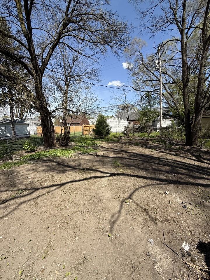 18624 Fairport St #NA - Photo 3 of 15