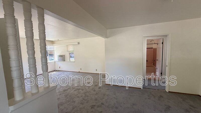 527 Callan Ave #1 - Photo 5 of 8