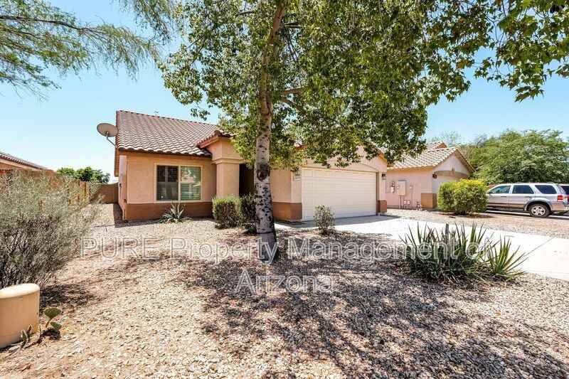13857 W Ironwood St - Photo 4 of 38