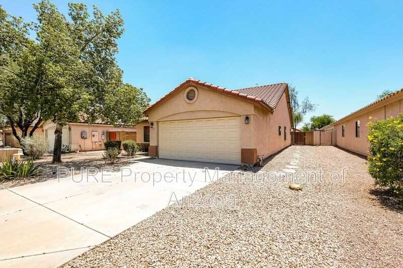 13857 W Ironwood St - Photo 5 of 38