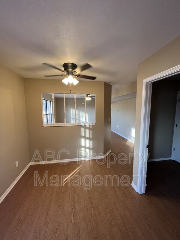 83 Wilson St - Photo 2 of 8
