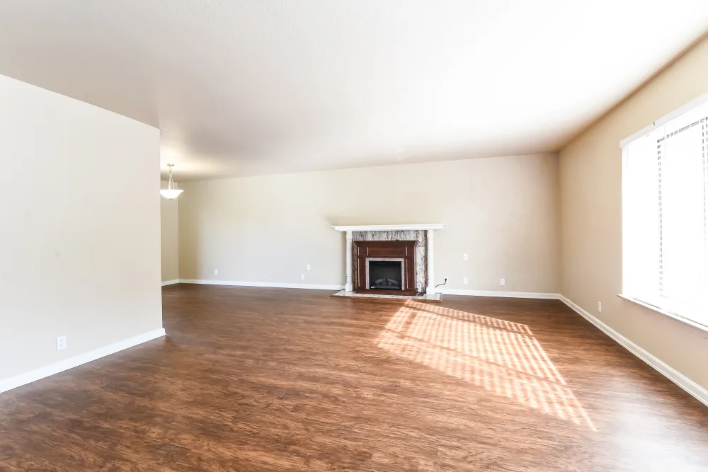 15515 44th Ave W #NA - Photo 2 of 11