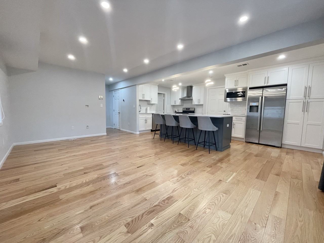 15 Marion St #E - Photo 4 of 26