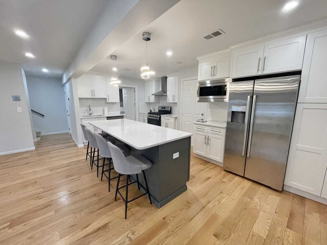 15 Marion St #E - Photo 5 of 26