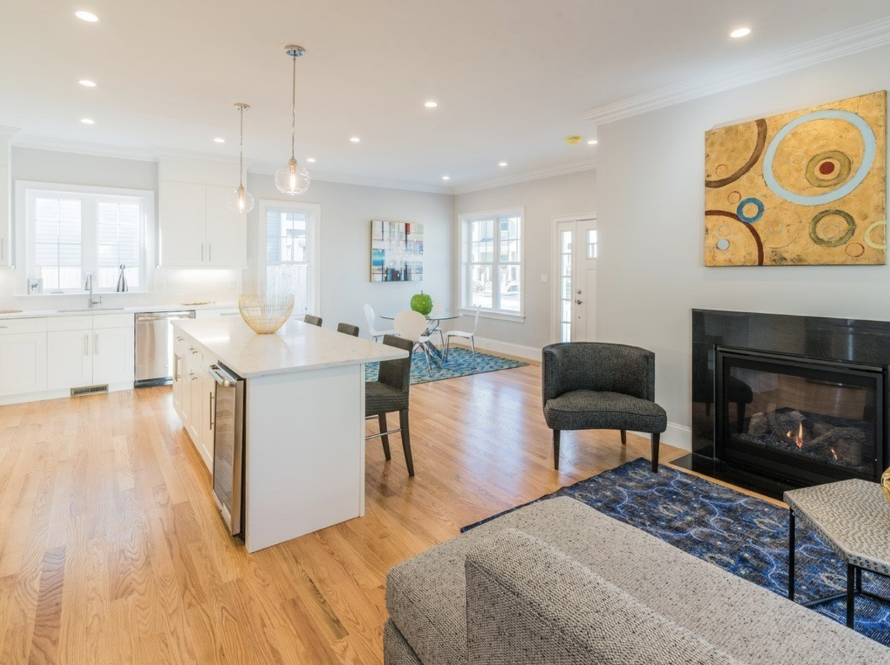 37 Neponset Ave - Photo 3 of 24