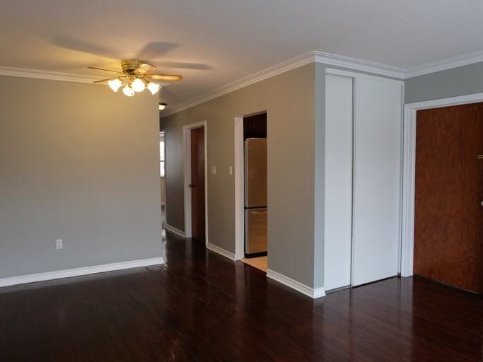46 Edinborough Crt - Photo 3 of 12