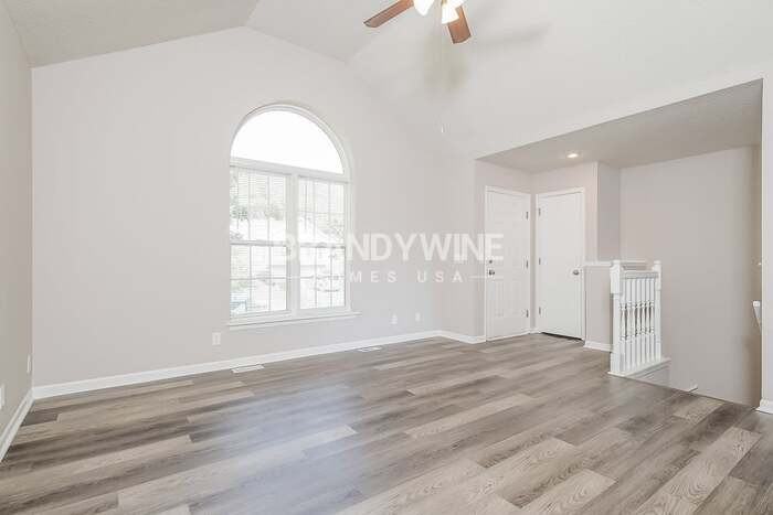 19307 Diamond Ln - Photo 2 of 18
