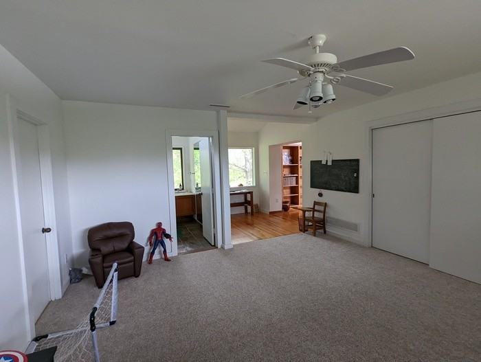 10621 Rougemont Rd - Photo 7 of 15