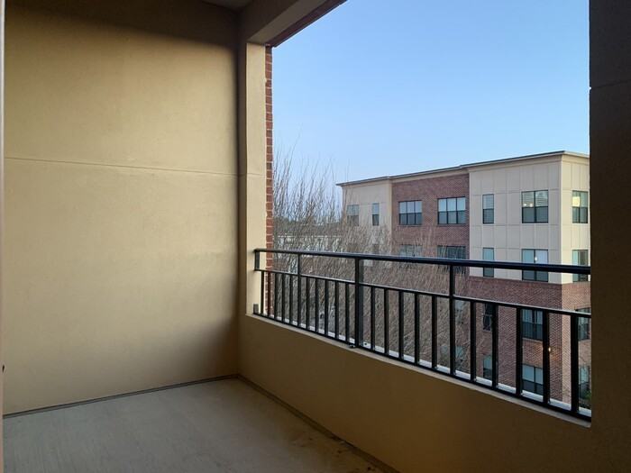 300 Finsbury St #311 - Photo 2 of 19