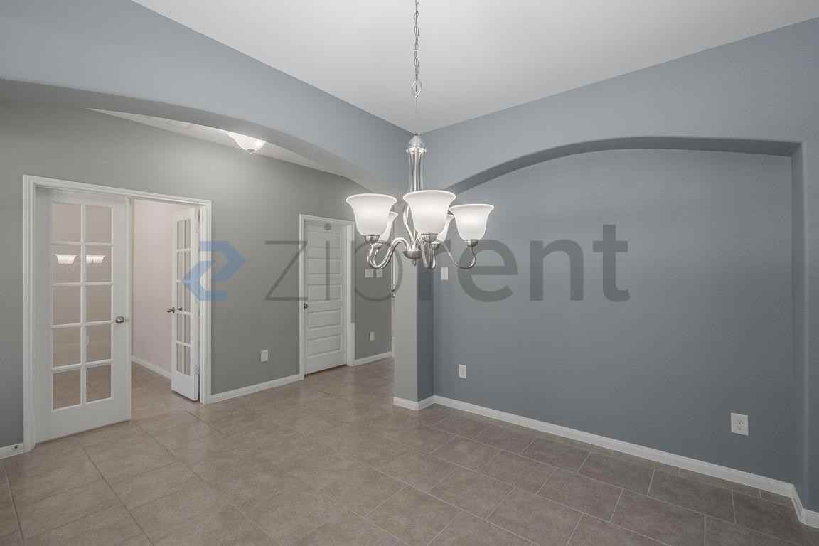 15311 Dundas Dr - Photo 7 of 42