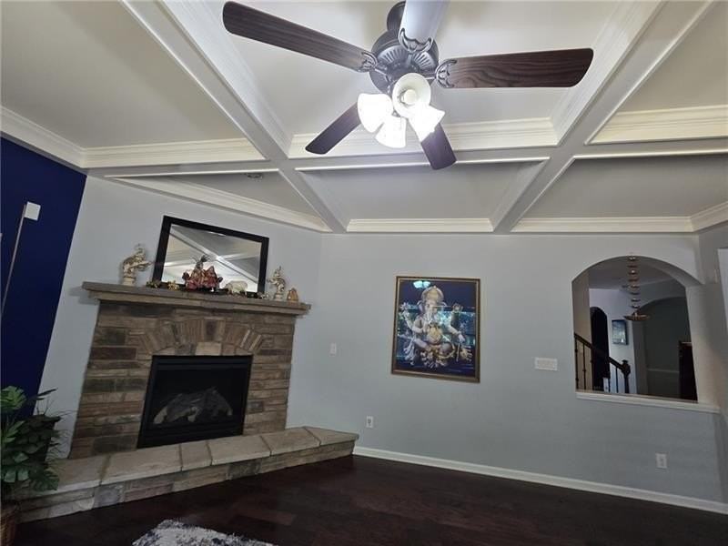 6850 Rocking Horse Ln - Photo 4 of 36