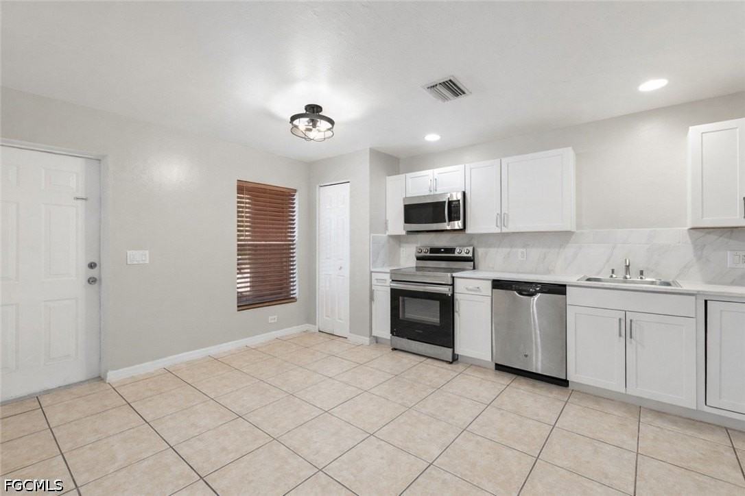 2405/2407 George Avenue S - Photo 2 of 11