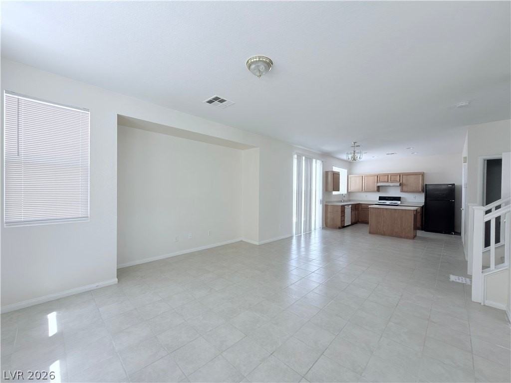 7492 Mulgrave Ct - Photo 6 of 32