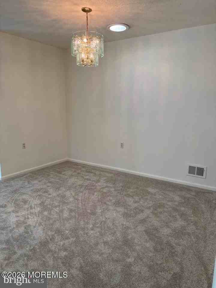 2 Elm Ct - Photo 6 of 26