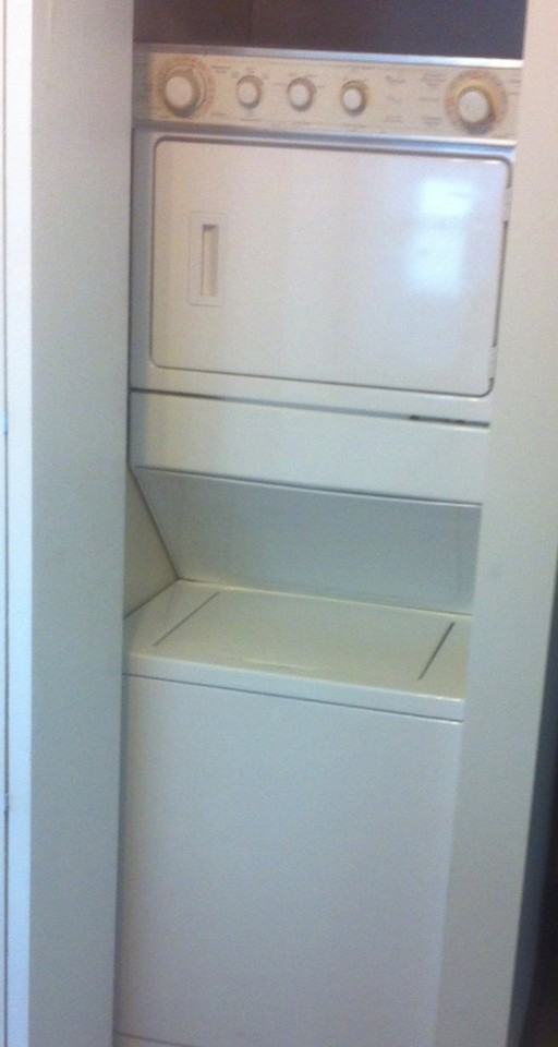 128 W Water St - Photo 3 of 11