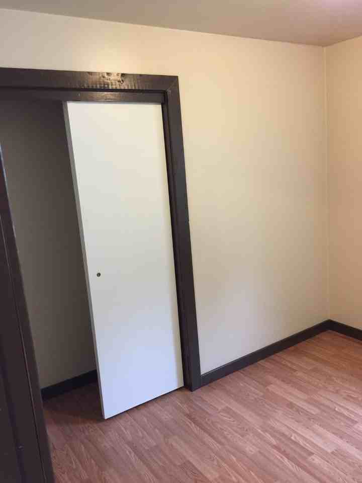 128 W Water St - Photo 6 of 11