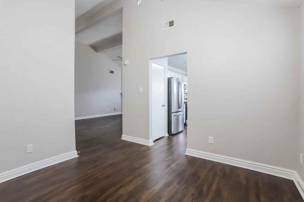 19411 Winding Branch Dr - Photo 5 of 16