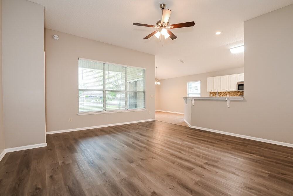 245 N Lake Cunningham Ave - Photo 3 of 16