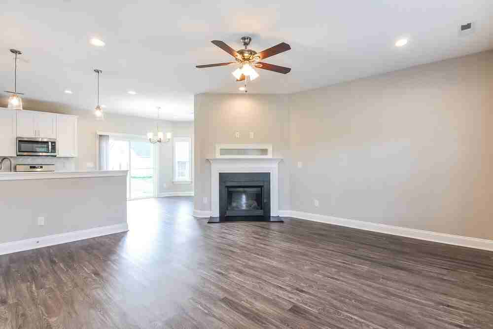 24 W Falcon Ct - Photo 5 of 17