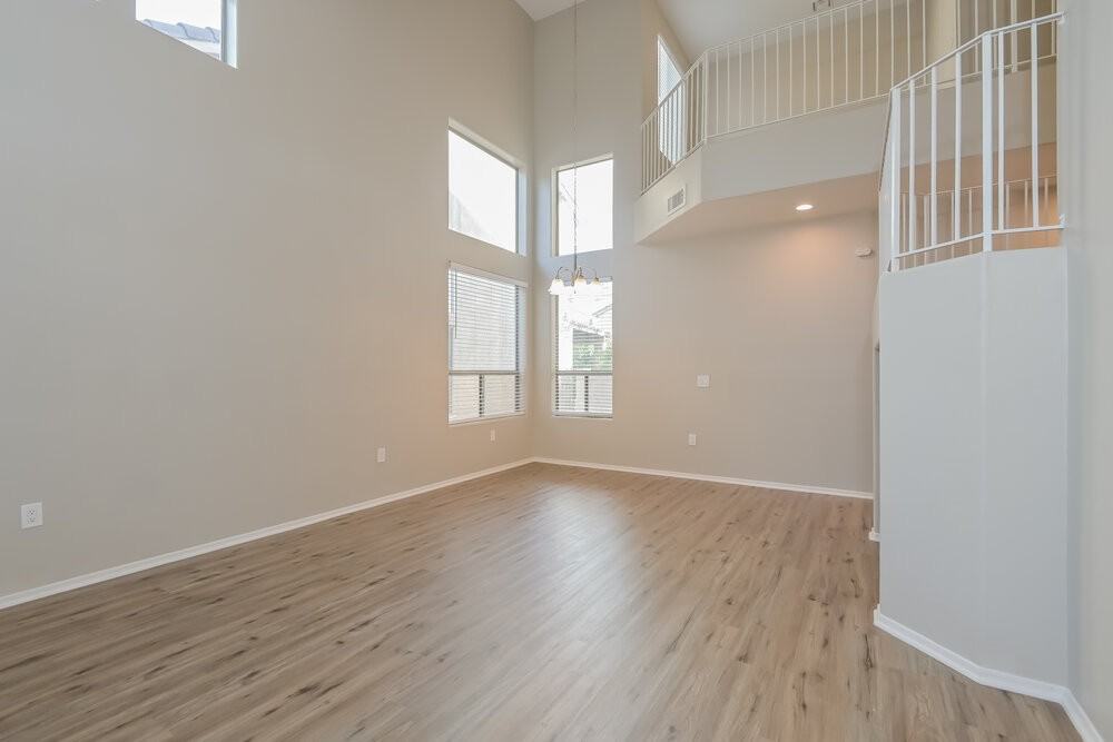 113 W Camino Rio Cebolla - Photo 4 of 17