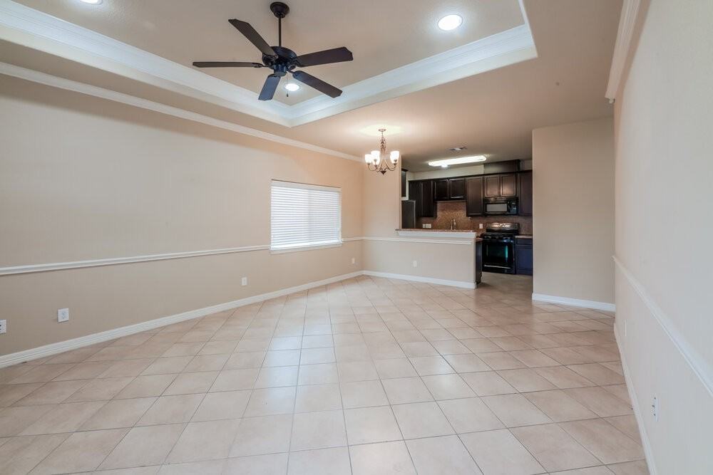 23733 Briar Tree Dr - Photo 3 of 16