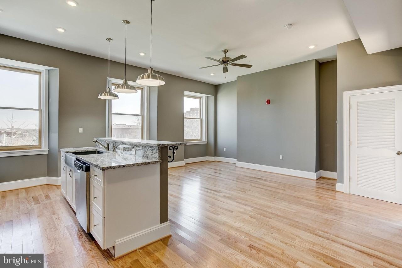 1214 Eutaw Pl #303 - Photo 4 of 24