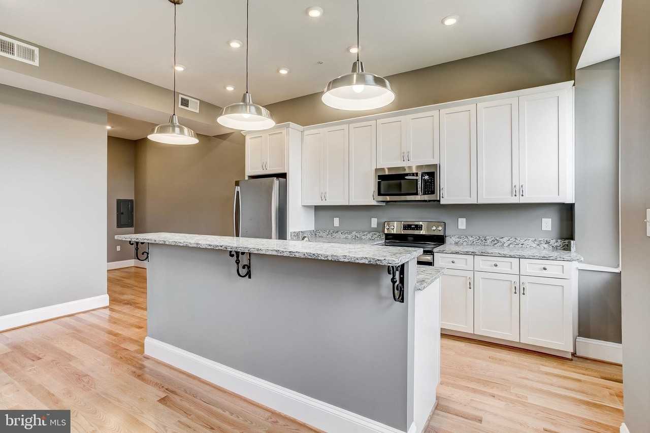 1214 Eutaw Pl #303 - Photo 5 of 24