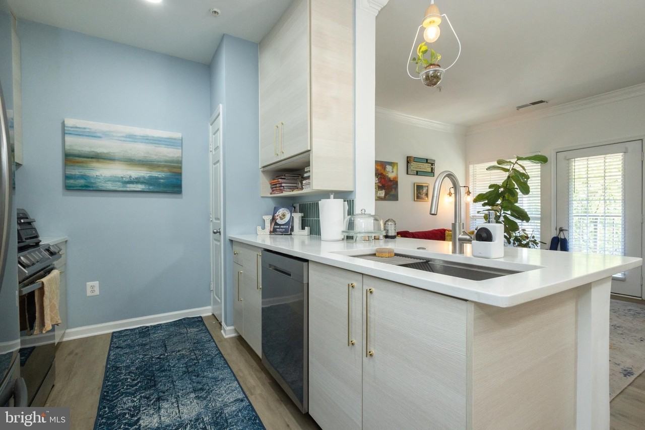 4870 Eisenhower Ave #201 - Photo 4 of 20