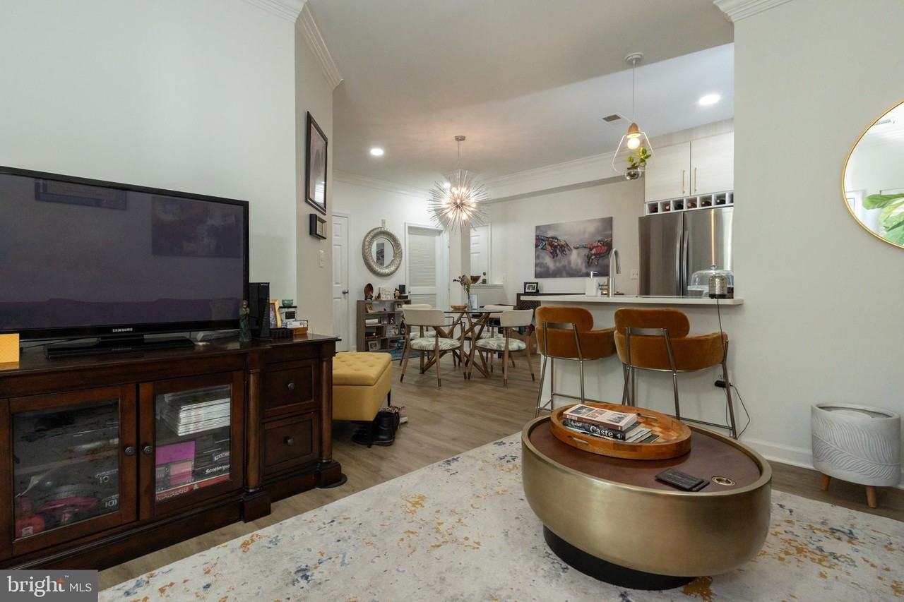 4870 Eisenhower Ave #201 - Photo 7 of 20
