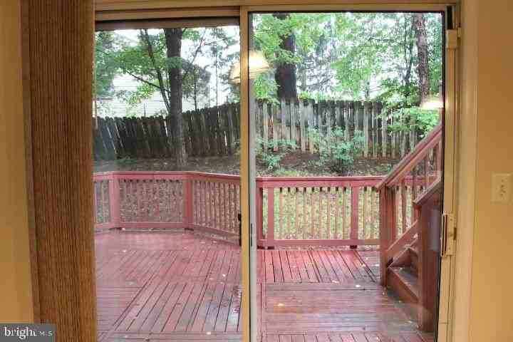 80 Chadwick Dr - Photo 4 of 5