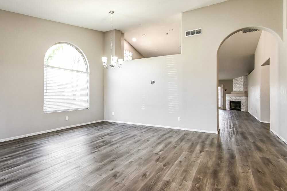 4317 W Electra Ln - Photo 3 of 16