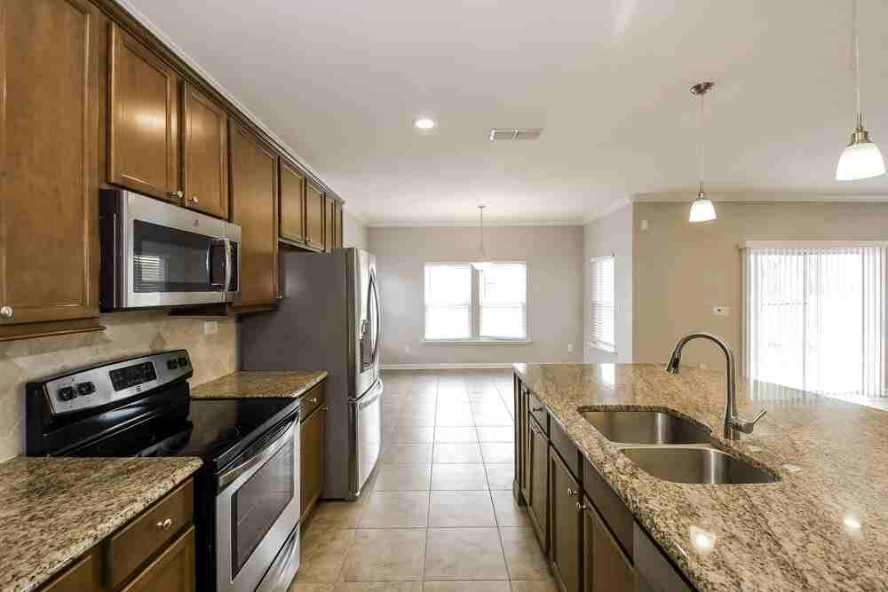 59 Mercutio Ln - Photo 7 of 17