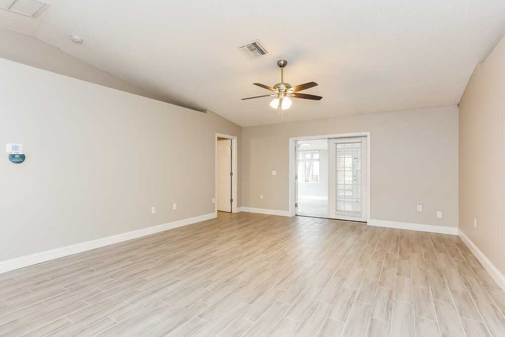 2623 Cobblestone Forest Cir E - Photo 4 of 16