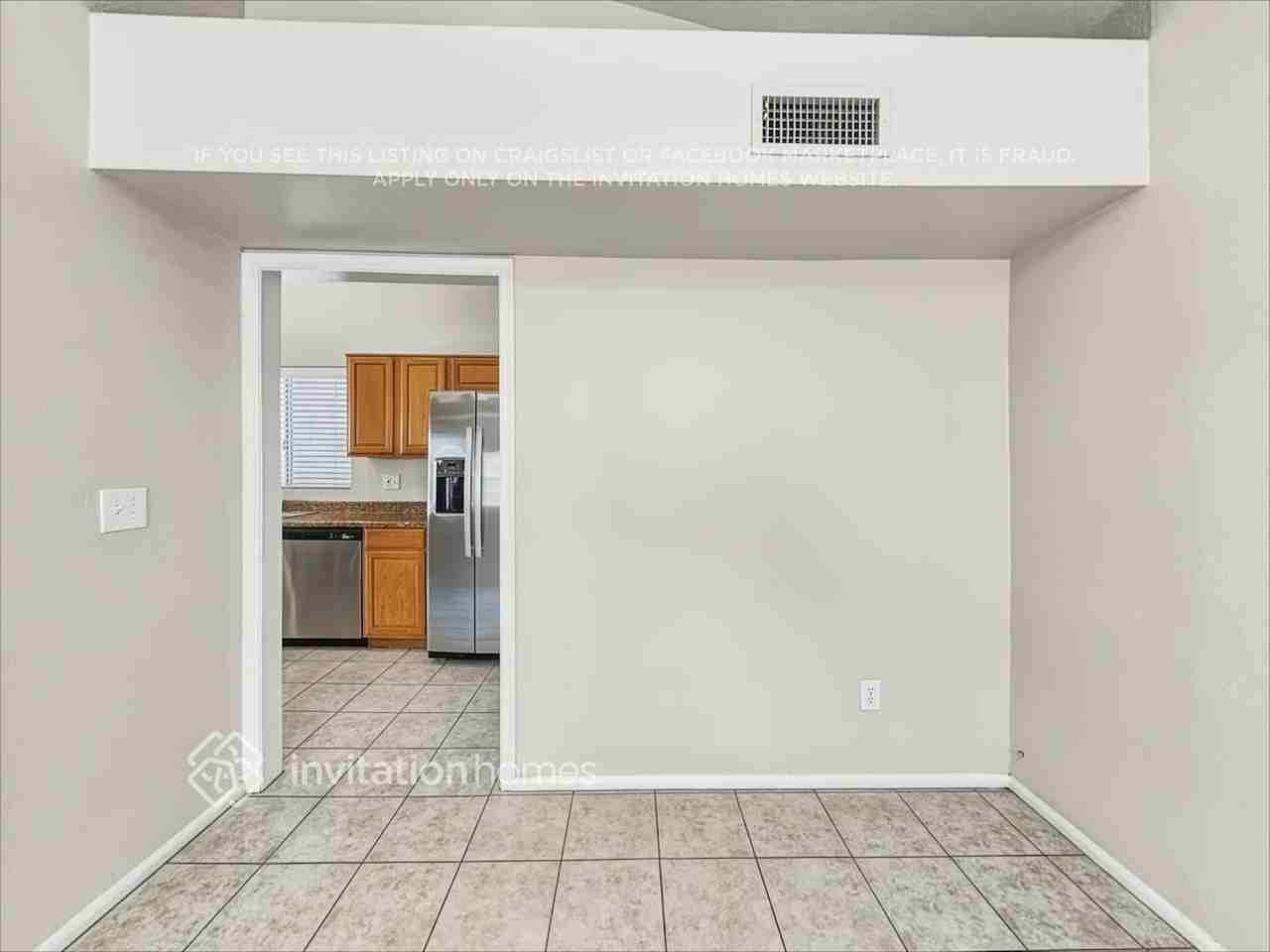 4944 W Wescott Dr - Photo 6 of 19
