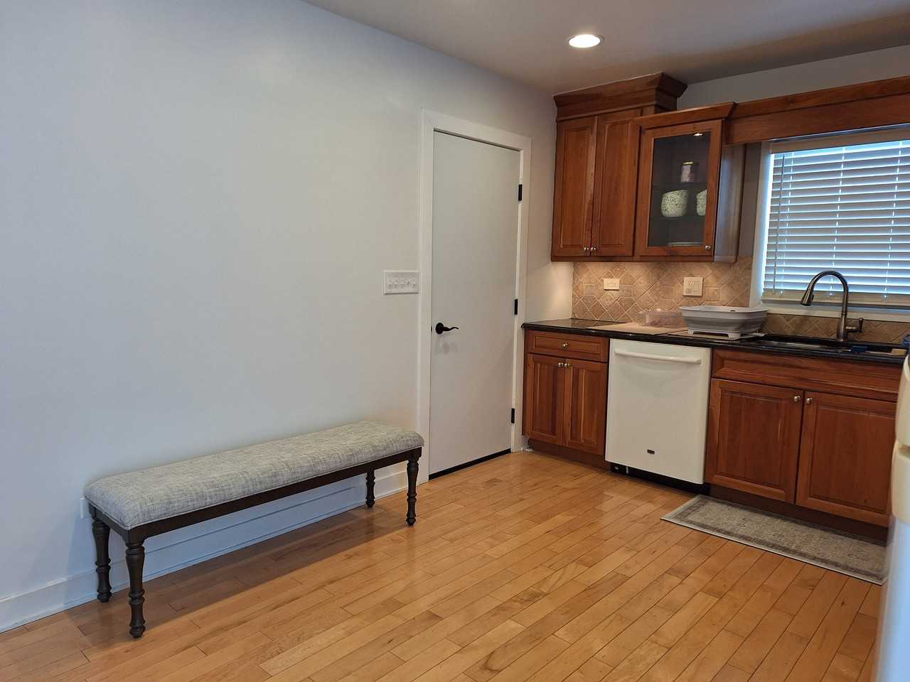 227 Juneway Ter #1 - Photo 3 of 18