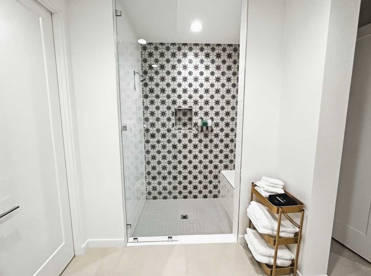 80377 Redstone Way #1 - Photo 4 of 23
