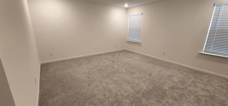228 Banner Rd - Photo 4 of 8