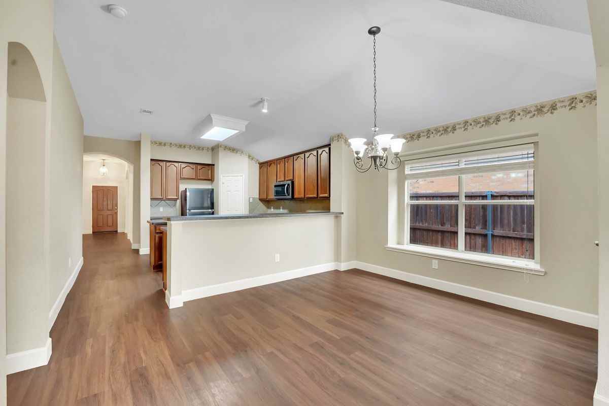 12618 Red Hawk Dr - Photo 3 of 23