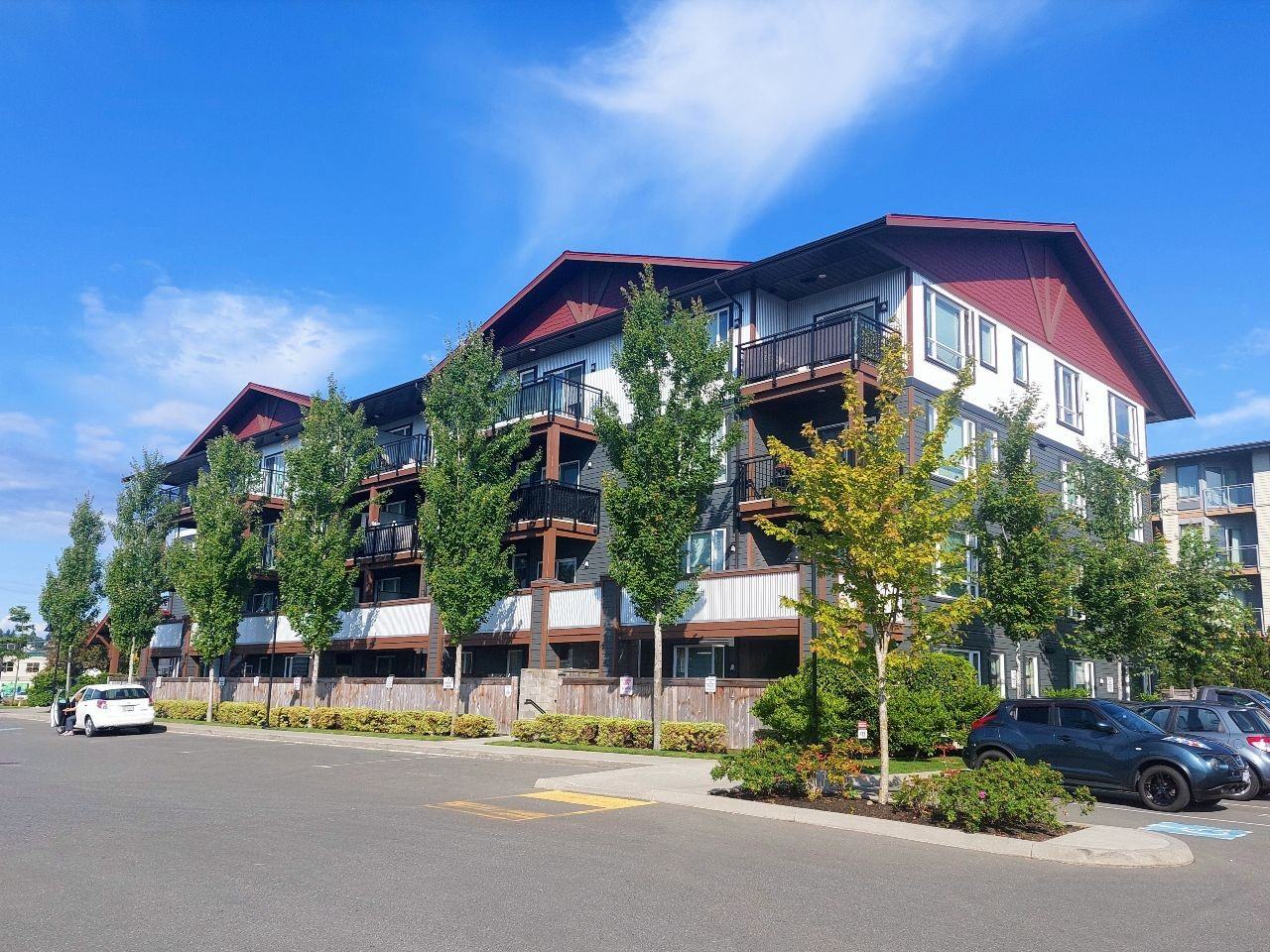 Tyee Apartments - Photo 4 of 10