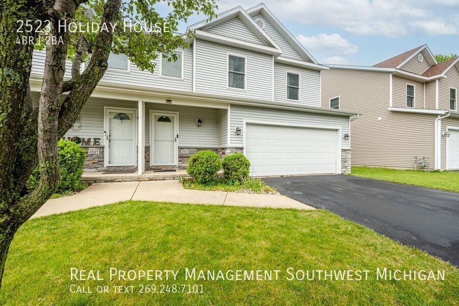 2523 Holiday House Rd - Photo 2 of 39