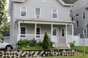 featured image of 189 Irving St #1