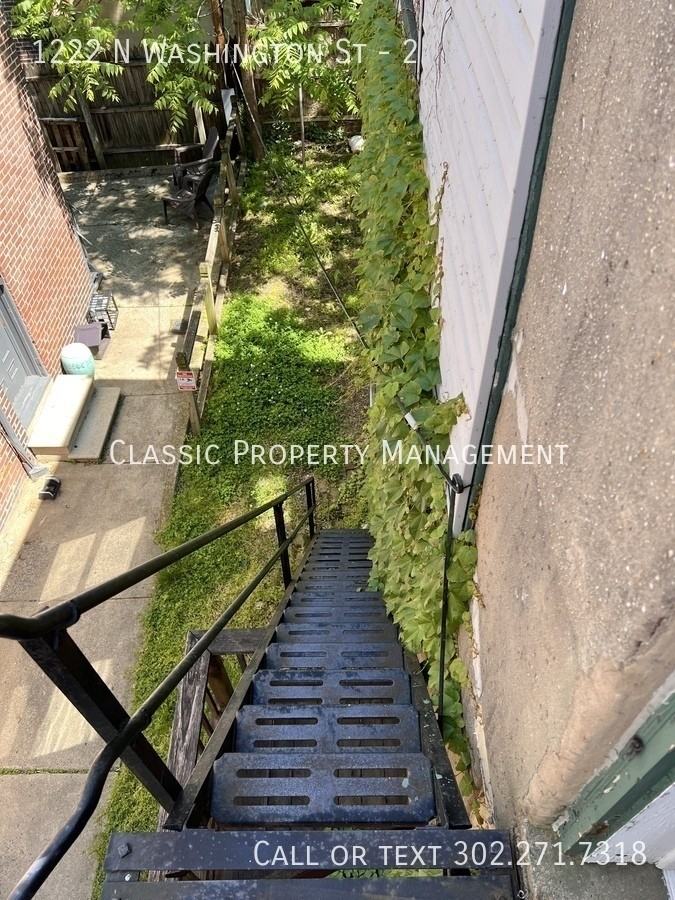 1222 N Washington St #2 - Photo 5 of 17