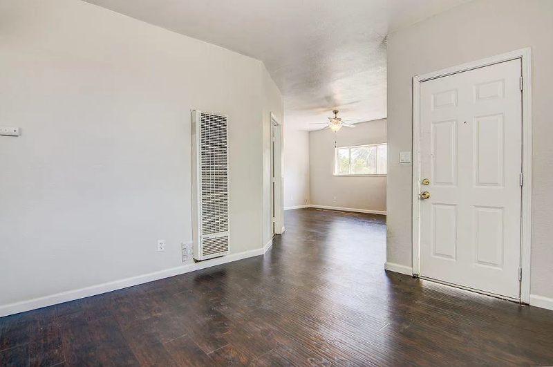 3210 40th St #1-2 - Photo 6 of 15