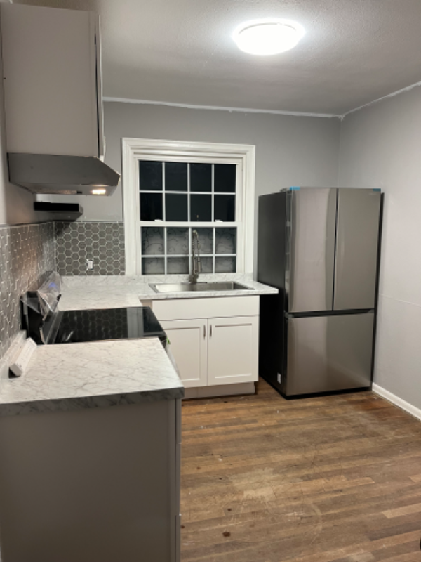 402 E Orange Ave - Photo 3 of 15