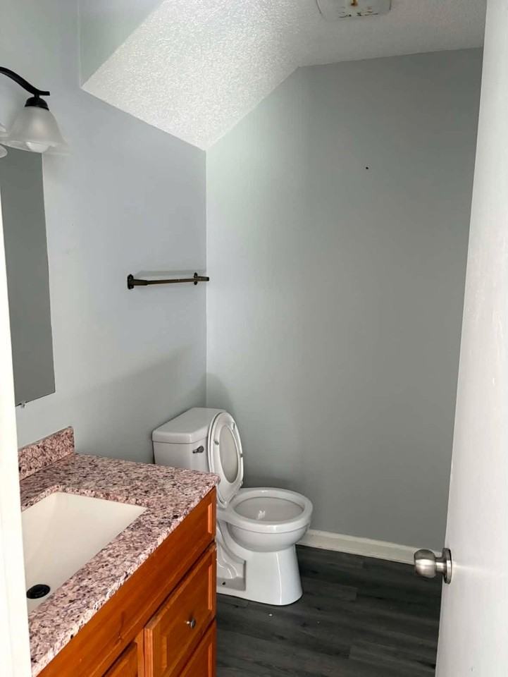 1205 Bethune Dr #B - Photo 3 of 18