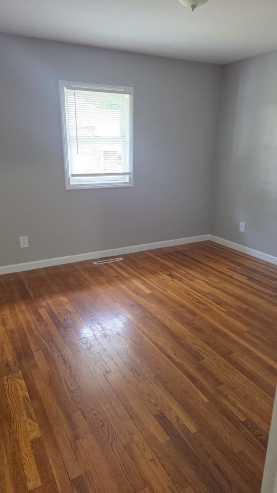 40 Whitewood Rd #26 - Photo 3 of 8