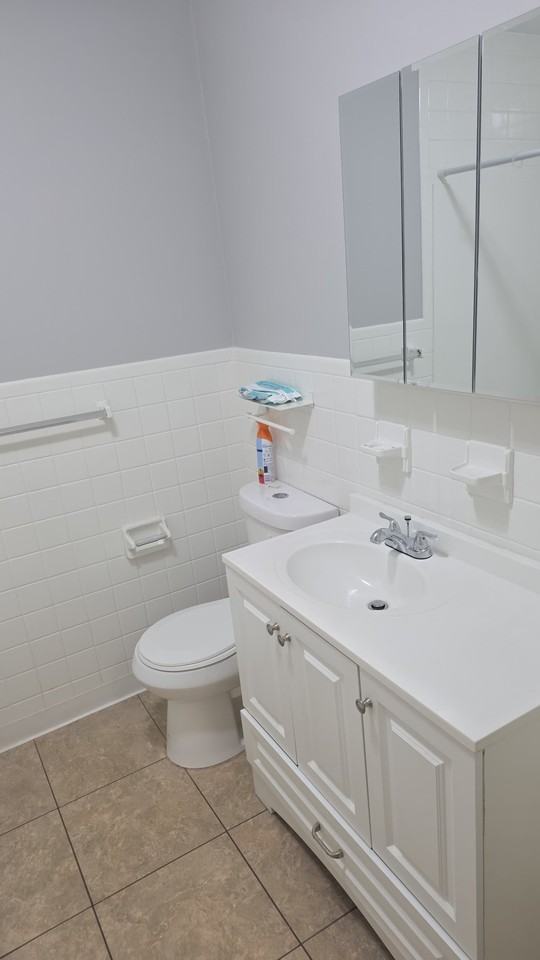 40 Whitewood Rd #26 - Photo 4 of 8